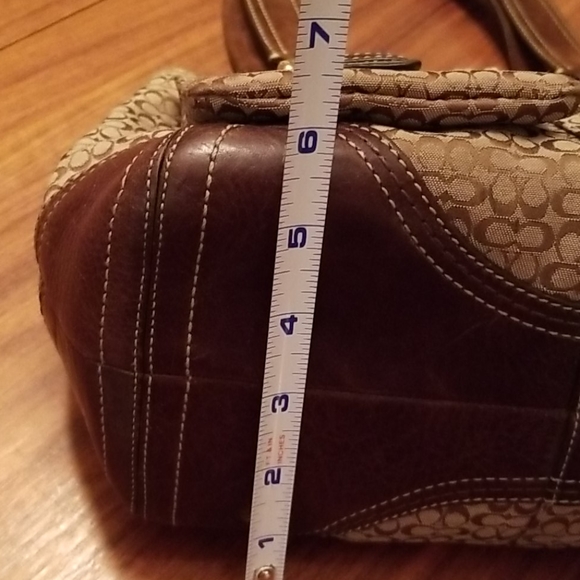 Coach signature fabric/leather/suede purse!!! - Picture 7 of 12